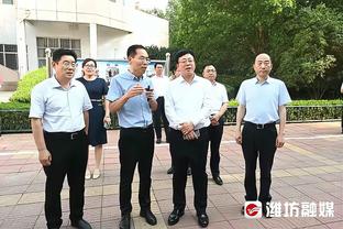 戈贝尔卡位狠狠将浓眉推翻在地 被升级为一级恶犯